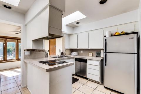 1019 E Manhatton Dr, Tempe, AZ 85282 photo 4