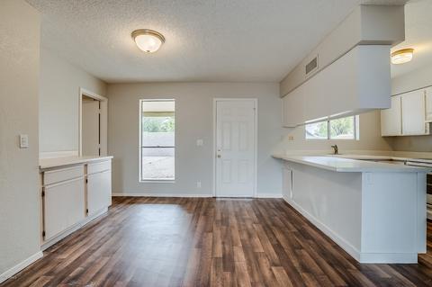 342 W Juniper Ave, Gilbert, AZ 85233 photo 6
