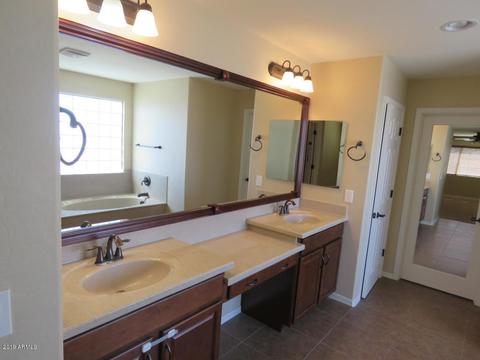 2531 E Coconino Way, Gilbert, AZ 85298 photo 12