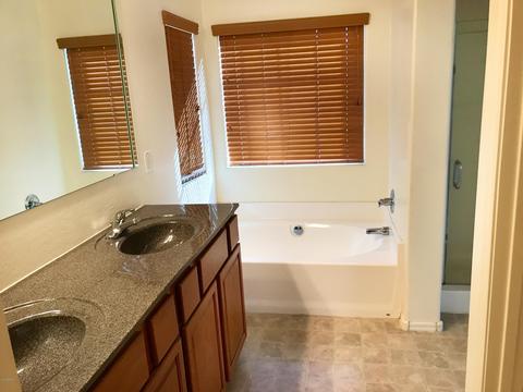 3841 E Santa Fe Ln, Gilbert, AZ 85297 photo 12