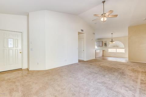 712 E Kyle Dr, Gilbert, AZ 85296 photo 5