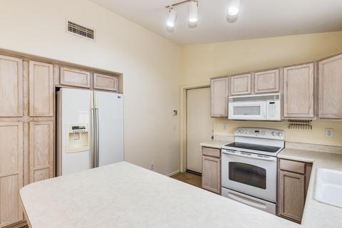 712 E Kyle Dr, Gilbert, AZ 85296 photo 8