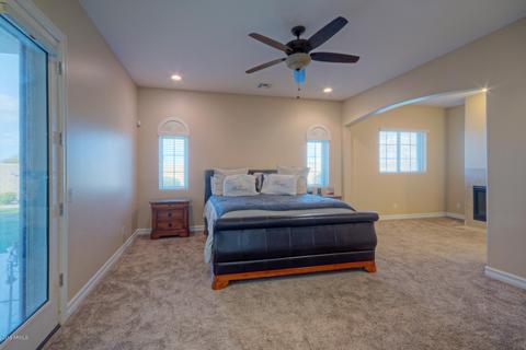 2814 E Branham Ln, Phoenix, AZ 85042 photo 16