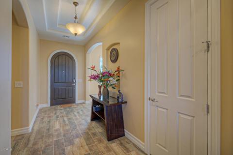 2814 E Branham Ln, Phoenix, AZ 85042 photo 5