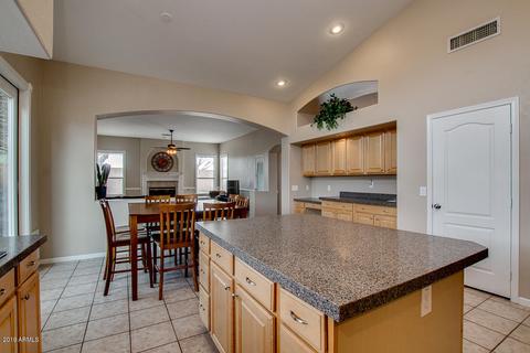 947 E Liberty Ln, Gilbert, AZ 85296 photo 24