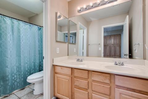 947 E Liberty Ln, Gilbert, AZ 85296 photo 37
