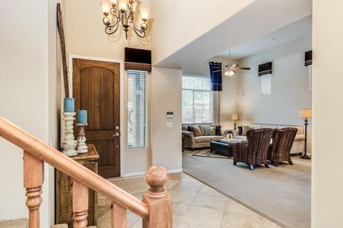 3914 E Cat Balue Dr, Phoenix, AZ 85050 photo 5