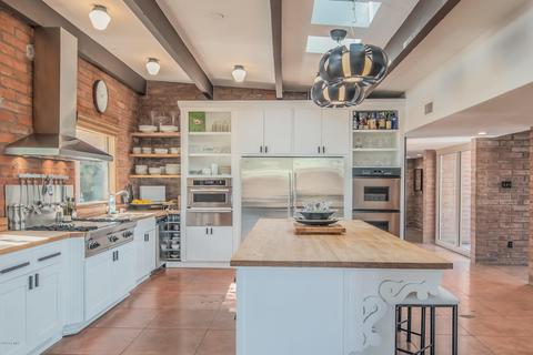 4040 E Cudia Way, Phoenix, AZ 85018 photo 10