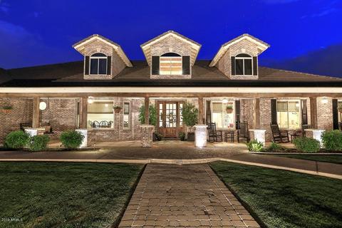 885 Elgin St, Gilbert, AZ 85295 photo 1