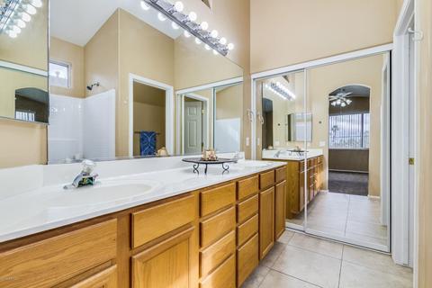 892 S Roanoke St, Gilbert, AZ 85296 photo 18