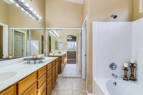 892 S Roanoke St, Gilbert, AZ 85296 photo 16