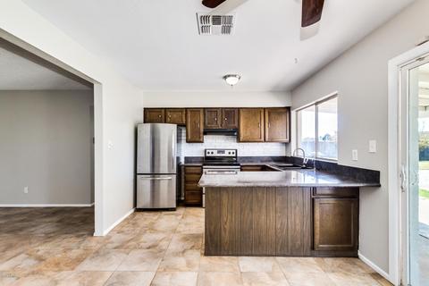 4315 E Grove St, Phoenix, AZ 85040 photo 5