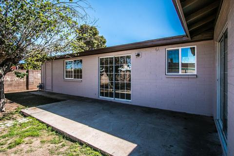4134 W Earll Dr, Phoenix, AZ 85019 photo 3
