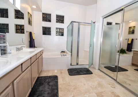 2031 E Beautiful Ln, Phoenix, AZ 85042 photo 9