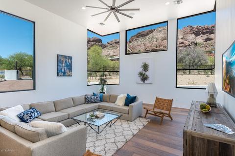 4839 E White Gates Dr, Phoenix, AZ 85018 photo 5