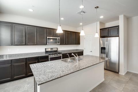 307 N 56th Pl, Mesa, AZ 85205 photo 3