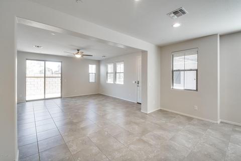 307 N 56th Pl, Mesa, AZ 85205 photo 4