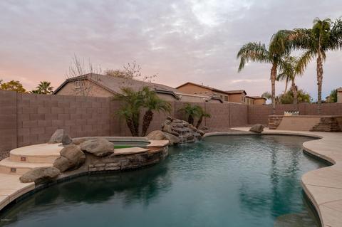 622 E Julian Dr, Gilbert, AZ 85295 photo 2
