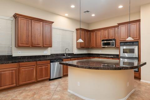 622 E Julian Dr, Gilbert, AZ 85295 photo 8