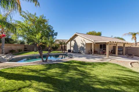3969 E Douglas Loop, Gilbert, AZ 85234 photo 4