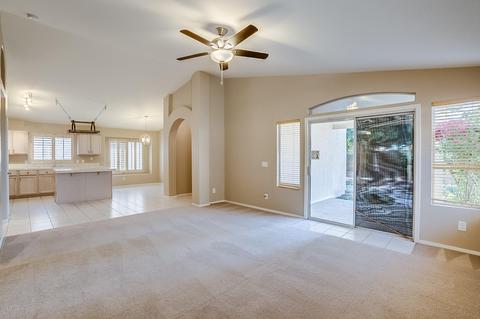 2121 E Rosemonte Dr, Phoenix, AZ 85024 photo 2