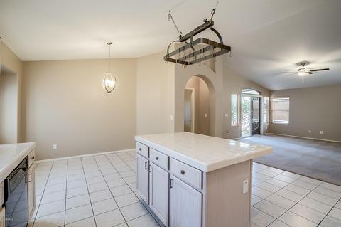 2121 E Rosemonte Dr, Phoenix, AZ 85024 photo 9