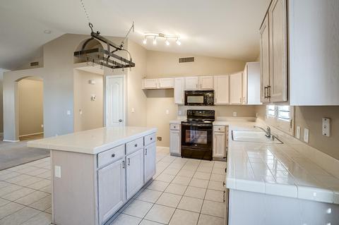 2121 E Rosemonte Dr, Phoenix, AZ 85024 photo 8