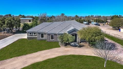 6086 S Recker Rd, Gilbert, AZ 85298 photo 3