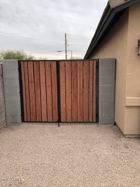 2549 E Marguerite Ave, Phoenix, AZ 85040 photo 2