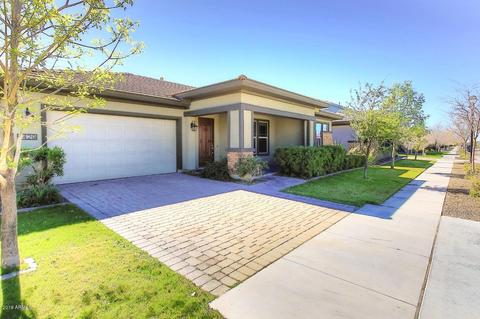7429 E Posada Ave, Mesa, AZ 85212 photo 2