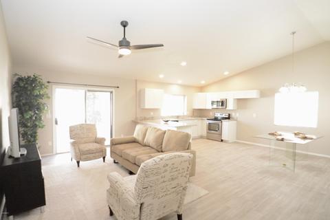 1838 E Cortez Dr, Gilbert, AZ 85234 photo 1