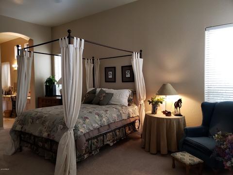 1960 E Divot Dr, Tempe, AZ 85283 photo 5