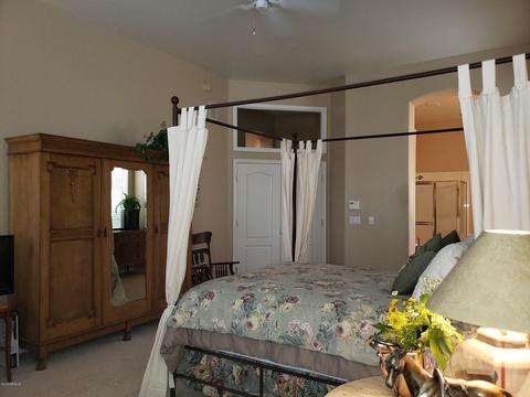 1960 E Divot Dr, Tempe, AZ 85283 photo 4