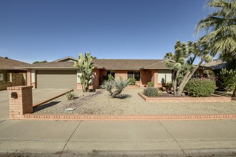 526 E Helena Dr, Phoenix, AZ 85022 photo 1