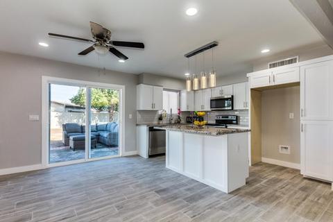 4302 E Villa Maria Cir, Phoenix, AZ 85032 photo 4