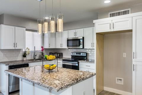 4302 E Villa Maria Cir, Phoenix, AZ 85032 photo 3