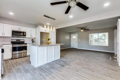 4302 E Villa Maria Cir, Phoenix, AZ 85032 photo 5