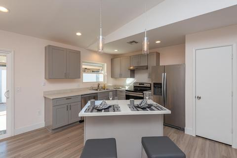 1447 E Irwin Ave, Phoenix, AZ 85042 photo 2