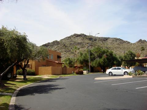 715 E Cochise Dr, Phoenix, AZ 85020 photo 11