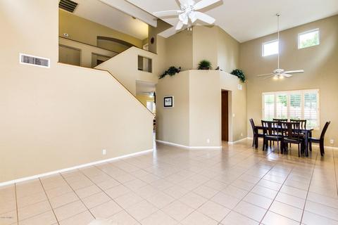 4194 E Graythorn Ave, Phoenix, AZ 85044 photo 2