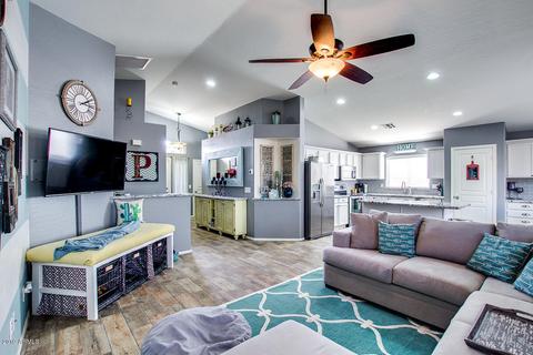 614 E Iris Ct, Gilbert, AZ 85296 photo 8