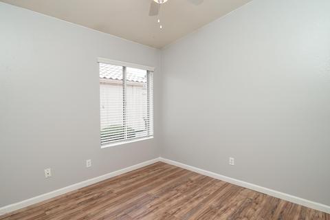 3361 E Lavey Ln, Phoenix, AZ 85032 photo 11