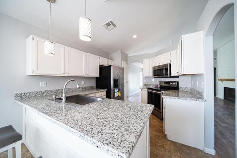 3361 E Lavey Ln, Phoenix, AZ 85032 photo 3
