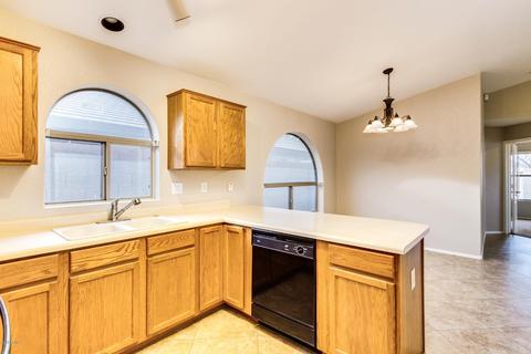 644 E Devon Dr, Gilbert, AZ 85296 photo 13