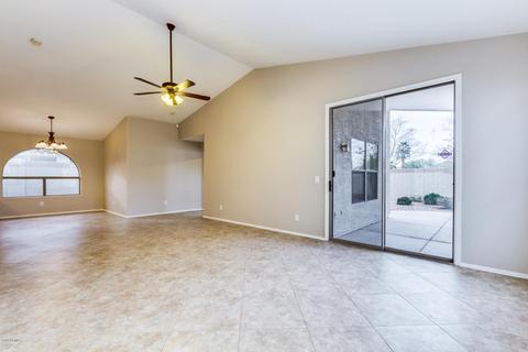 644 E Devon Dr, Gilbert, AZ 85296 photo 5