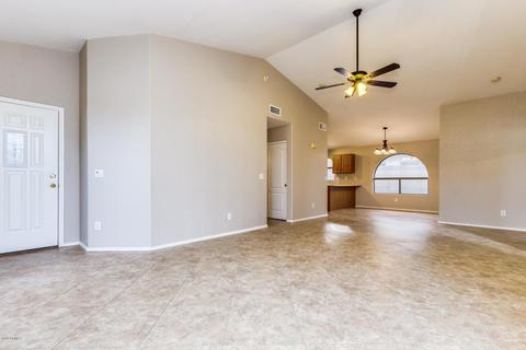 644 E Devon Dr, Gilbert, AZ 85296 photo 3
