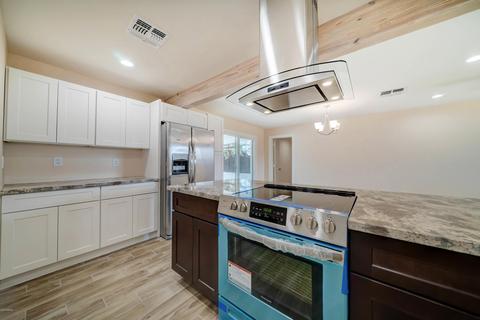 232 E Orchid Ln, Phoenix, AZ 85020 photo 9