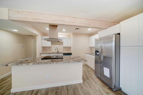 232 E Orchid Ln, Phoenix, AZ 85020 photo 6
