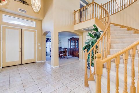 857 E Gail Dr, Gilbert, AZ 85296 photo 4