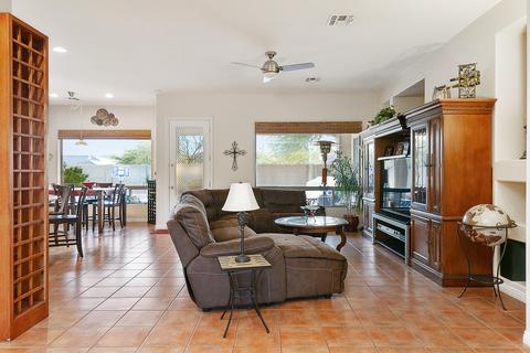 3139 W Honor Ct, Anthem, AZ 85086 photo 4